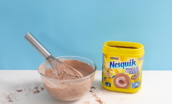 Step 2 ricetta Mousse al Nesquik