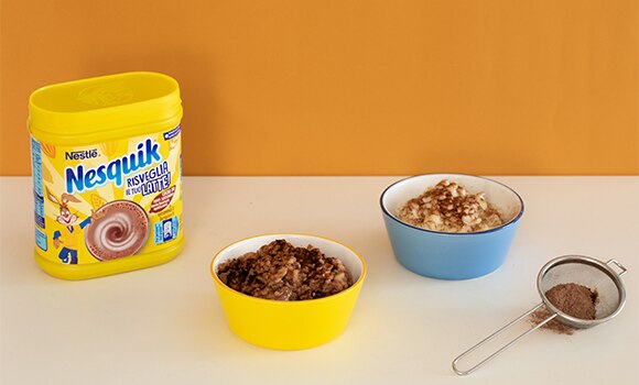 Sciogliamo il Nesquik nel risolatte da servire tiepido