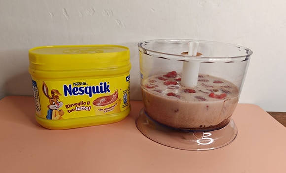 Step 2 ricetta Raspberry Nesquik